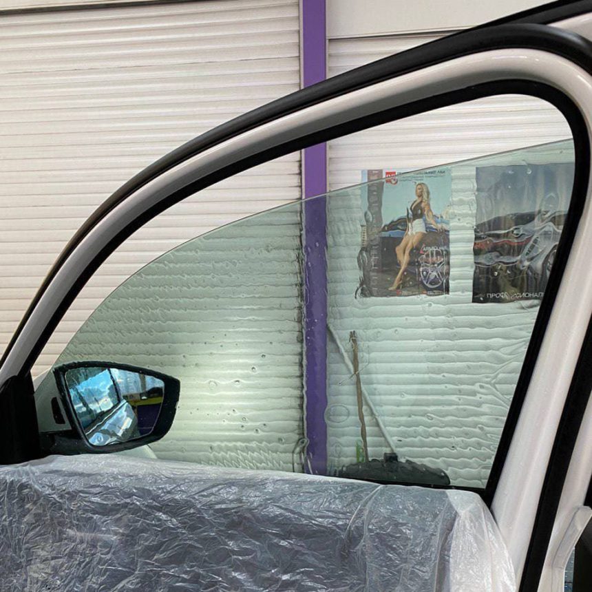 Солнцезащитная пленка на лобовое стекло от производителя Solarnex